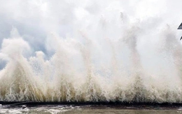 Dự báo thêm 2-3 cơn bão sắp vào Việt Nam, không khí lạnh đến sớm "lạ thường"