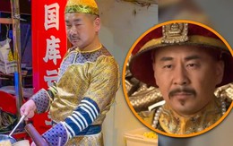 “Hoàng đế bán đậu phụ” gây sốt MXH: Từ phá sản đến doanh thu tăng 50% nhờ hóa thân thành nhân vật phim cổ trang