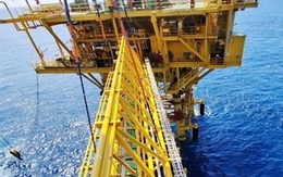 Kỳ tích trên biển: Liên doanh hơn 40 năm tuổi lập kỷ lục khai thác mỏ "vàng đen" sớm 65 ngày