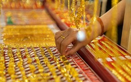 Chiều 15/10: Giá vàng thế giới tiếp tục tăng mạnh, vượt 4.200 USD/ounce