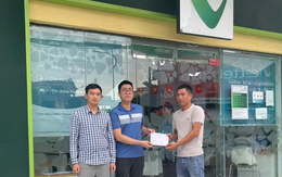 Đột nhiên nhận được 600 triệu đồng, người đàn ông lập tức trình báo công an và đến Vietcombank trả lại