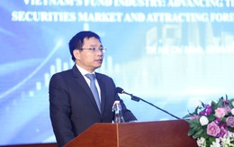 Bộ trưởng Bộ Tài chính đề nghị UBCKNN tập trung thực hiện 5 nhóm giải pháp phát triển thị trường chứng khoán