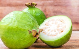 Mua ổi chọn quả sần sùi hay nhẵn mịn? Trùm buôn hoa quả mách 5 mẹo chọn ổi ngon giòn ngọt lịm