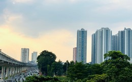 Bất động sản tăng giá “vô lý”: Khi chiếc xe máy chỉ đổi được... “một khung cửa sổ đẹp”