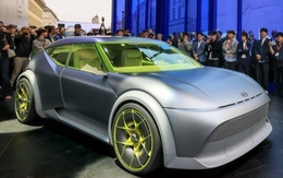 IONIQ 3 lộ hình ảnh trên đường phố, một chi tiết khác với bản concept