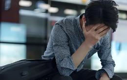 Người đàn ông bán nhà, bán xe cho bạn vay 6 tỷ đồng, đổi lại 182 thùng tiền mặt niêm phong: 5 năm sau, cảnh sát phá khóa mới sững sờ