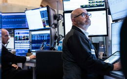 Chứng khoán Mỹ tăng vọt, S&P 500 lập đỉnh chưa từng có 6.700 điểm: Nhà đầu tư hy vọng điều gì?