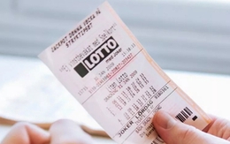 Quên vé số trúng 474 tỷ đồng trong túi áo, 'bị cả nước truy lùng' suốt 6 tháng