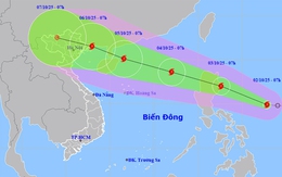 Bão Matmo cách Biển Đông 650km, đầu tuần tới ảnh hưởng trực tiếp miền Bắc