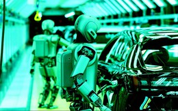 Lãnh đạo phương Tây 'sốc nặng' khi thăm nhà máy Trung Quốc: Không bóng người, chỉ toàn thứ lạ lùng này