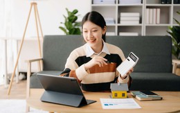 Tiền “phòng thân”: Bao nhiêu là ĐỦ để bạn yên tâm sống?