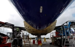 Chưa từng có: Cạn kiệt động cơ khiến máy bay mới thành... phế liệu