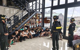 Cảnh sát bất ngờ khám xét một homestay, phát hiện "bí mật" bên trong