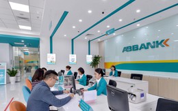 Lợi nhuận tăng trưởng gấp 8 lần, ABBANK hoàn thành 128% kế hoạch cả năm 2025 chỉ sau 9 tháng, chuẩn bị tăng vốn thêm 3.600 tỷ đồng