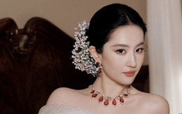 Hot nhất Weibo hiện tại: Nhan sắc của Lưu Diệc Phi khiến 110 triệu người phải… xem lại lịch