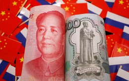 Chủ nợ top đầu thế giới phi đô la hoá 'chậm mà chắc': Số tiền cho vay nước ngoài bằng nội tệ tăng lên gần 500 tỷ USD, đưa đồng tiền vào vị thế giao thương quốc tế nhiều thứ 2 toàn cầu