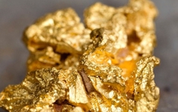 Vì sao có kim cương nhân tạo mà không sản xuất vàng nhân tạo?