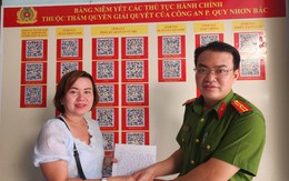 Chuyển nhầm hơn 700 triệu cho người lạ, người phụ nữ được công an giúp nhận lại