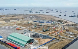 Khu đô thị lấn biển lớn nhất TPHCM đang được thi công thế nào?