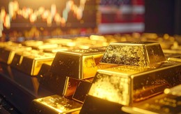 Giá vàng điều chỉnh sâu: Rủi ro nào khi mua vào thời điểm này?