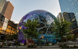 Amazon gây sốc: 14,000 nhân viên bị sa thải qua tin nhắn, công ty công nghệ đang loay hoay trong bão AI?