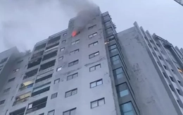 Cháy căn hộ chung cư vào rạng sáng, nhiều người dân hoảng hốt