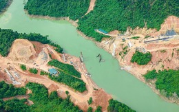 Hơn 400 mũi thi công, 6.000 nhân sự, 2.700 thiết bị dồn lực đẩy nhanh tiến độ 2 cao tốc để thông tuyến cuối năm theo chỉ đạo của Thủ tướng