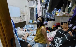 Phía sau ánh đèn đô thị: Thất nghiệp, 4 người chen chúc trong căn nhà 7m2 và nỗi tự ti trong mắt con trẻ