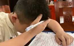 Người mẹ tự hào khoe: "Con trai tôi làm xong đề thi ĐH trong chưa đầy 1 tiếng", ai ngờ...