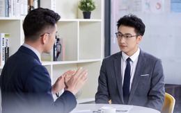 Người EQ thấp sẽ đáp "vâng ạ" khi sếp yêu cầu điều này, tưởng ngoan mà hoá... dại
