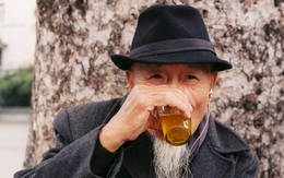 Người trường thọ thường uống 2 loại nước này vào buổi sáng: Da căng hồng hào, sống thọ tới 90 tuổi không khó