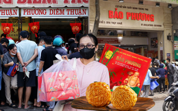 Bánh Trung thu thời nay: Vỏ ngoài chuẩn richkid nhưng bên trong thì sao?