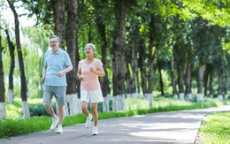 Người sống thọ, sức khoẻ tốt thường có 3 đặc điểm khi đi bộ, nếu có đủ những dấu hiệu này thì xin chúc mừng