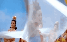 10 nàng Hằng Nga đẹp nhất Trung Quốc: Địch Lệ Nhiệt Ba xếp sau Trịnh Sảng, hạng 1 trời sinh để làm tiên nữ