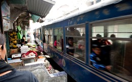 Người EQ thấp hay làm 5 điều này khi ngồi cạnh người khác