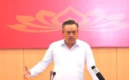 Chủ tịch Hà Nội yêu cầu thông tin liên tục các 'điểm nóng' ngập úng