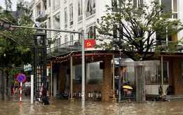 Giữa mùa mưa bão, môi giới đua nhau quảng cáo bán nhà 'không ngập lụt'