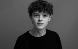 16 tuổi huy động thành công 26 tỷ đồng vốn cho dự án AI, tự đạp xe đi thuyết phục nhà đầu tư, nhận visa đặc biệt của Mỹ đến thẳng Thung lũng Silicon