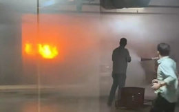 Ô tô BMW phát hỏa trong hầm gửi xe trung tâm thương mại ở TPHCM