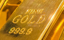 Vàng thế giới lần đầu tiên trong lịch sử đạt giá 4.000 USD/ounce, duy trì vị thế tài sản trú ẩn