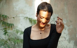 Hoa hậu Việt bị ung thư vú: Trải qua 16 lần hoá trị, tóc rụng từng mảng, sống chung với thuốc suốt 10 năm