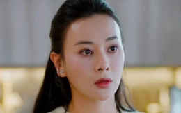 Phương Oanh bị tấn công