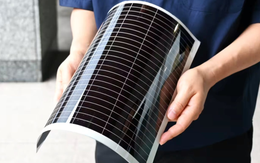 Nhật Bản sắp tạo ra các tấm pin mặt trời siêu mỏng, có thể bẻ cong, dán hàng loạt lên tường, mái nhà