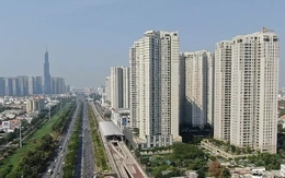 Đề xuất 'siết' tín dụng bất động sản: Dòng vốn ách tắc, thị trường 'đóng băng'