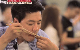 Món Việt Nam lên đài Hàn Quốc, giá gây bất ngờ, du khách nhận xét: "Không nói nên lời!"