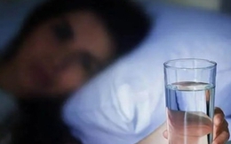 Nước đun sôi để nguội quá 24 giờ còn đảm bảo an toàn?