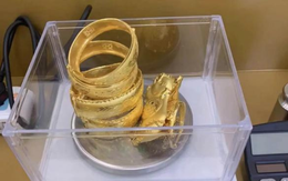 Mang gần 2 cây vàng đi bán, 1 ngày sau, người đàn ông bị công an triệu tập