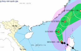 Bão Fung Wong giật cấp 16, đổi hướng di chuyển
