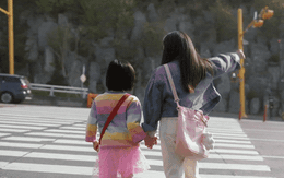 Thần đồng diễn xuất 1 năm đóng 8 phim gây bão MXH, chỉ 1 ánh mắt cũng khiến cả thiên hạ nín thở