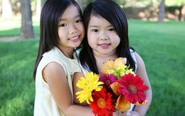 Trong số chị em ruột, những người có cuộc sống suôn sẻ nhất thường sở hữu 2 đặc điểm chung này!